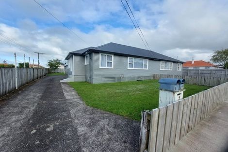 Photo of property in 5 List Street, Welbourn, New Plymouth, 4310