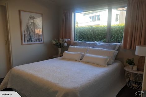 Photo of property in 4 Coburn Place, Lake Hayes, Queenstown, 9304