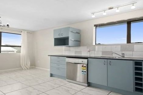 Photo of property in 87 Kingsley Street, Stokes Valley, Lower Hutt, 5019