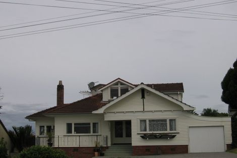 Photo of property in 6 Ranleigh Road, Mount Albert, Auckland, 1025