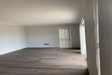 Photo of property in 5 Wairepo Street, Takanini, 2112