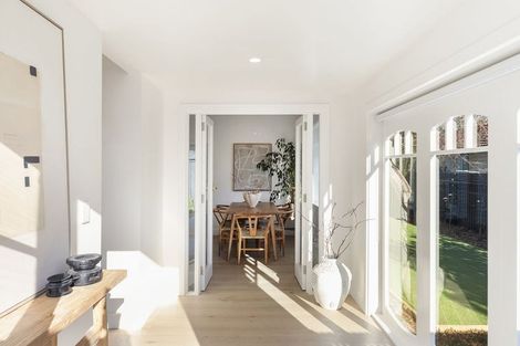 Photo of property in 142 North Avon Road, Richmond, Christchurch, 8013