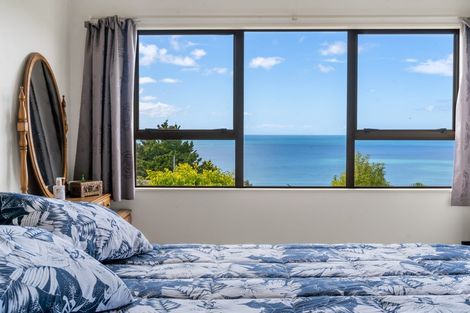 Photo of property in 258 Whangaparaoa Road, Red Beach, 0932