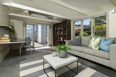 Photo of property in 31 Mozeley Avenue, Devonport, Auckland, 0624