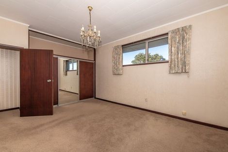 Photo of property in 44 Henley Street, Westport, 7825