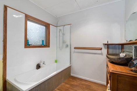 Photo of property in 65 Paeroa Street, Mamaku, 3020