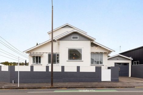 Photo of property in 231 Saint Aubyn Street, New Plymouth, 4310