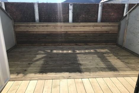 Photo of property in Pirie Street Townhouses, 22/35 Pirie Street, Mount Victoria, Wellington, 6011