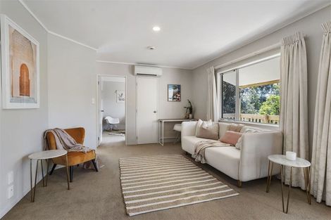 Photo of property in 67 Beach Haven Road, Beach Haven, Auckland, 0626