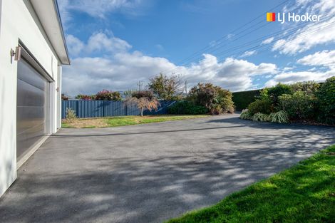 Photo of property in 13 Huntly Road, Outram, 9019