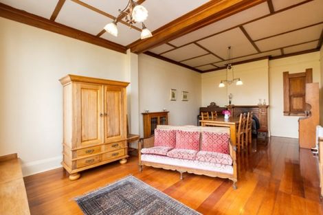 Photo of property in 5 Seaview Terrace, Bluff Hill, Napier, 4110