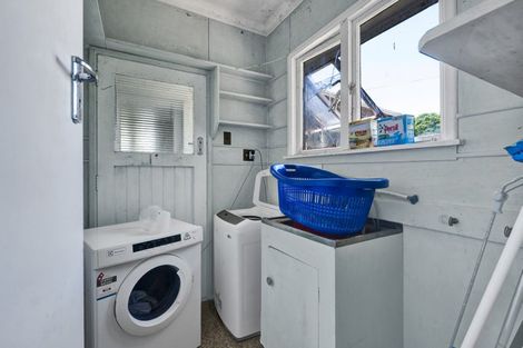 Photo of property in 9 Havelock Place, Blagdon, New Plymouth, 4310