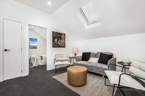 Photo of property in 39a Sutton Crescent, Papakura, 2110