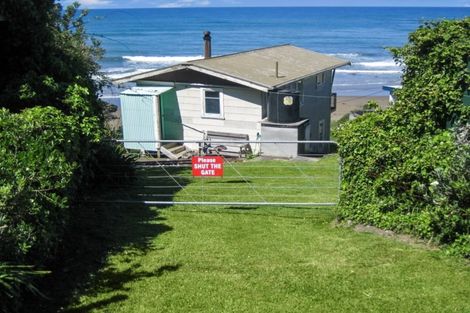 Photo of property in 2798a Coast Road, Akitio, Pongaroa, 4991
