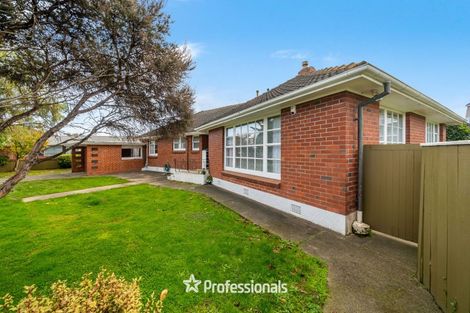 Photo of property in 151 Kings Crescent, Hutt Central, Lower Hutt, 5010