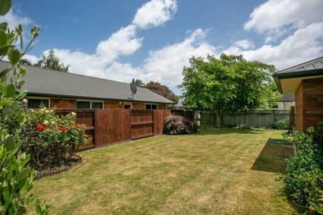 Photo of property in 37 Oaklands Drive, Cambridge, 3434