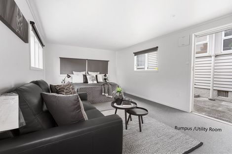 Photo of property in 17 Miles Place, Awapuni, Palmerston North, 4412