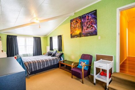 Photo of property in 12 Carlisle Street, Levin, 5510