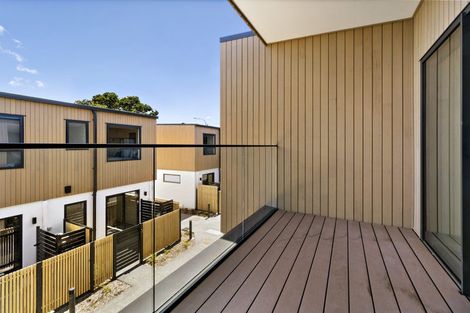 Photo of property in 7/92 Cambridge Terrace, Waterloo, Lower Hutt, 5011