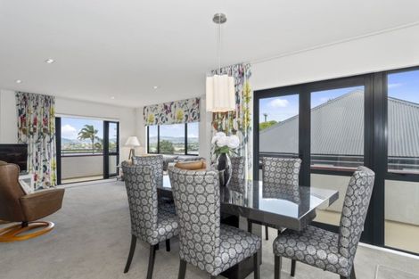 Photo of property in 4 Hillcrest Road, Otumoetai, Tauranga, 3110