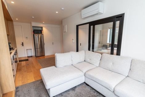 Photo of property in 2/62 Cambridge Terrace, Papatoetoe, Auckland, 2025