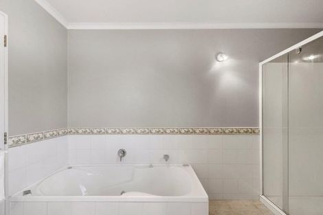 Photo of property in 22 Boundary Road, Waipahihi, Taupo, 3330