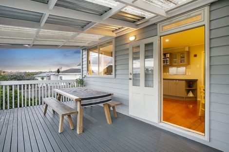 Photo of property in 80 Verbena Road, Birkdale, Auckland, 0626