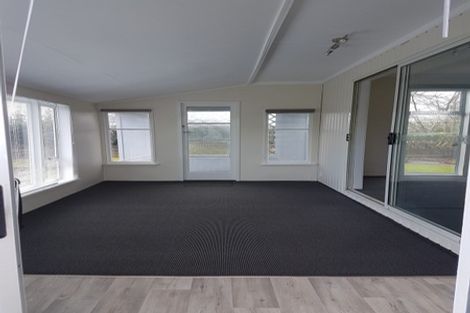Photo of property in 12 Pamu Place, Waitara, 4320