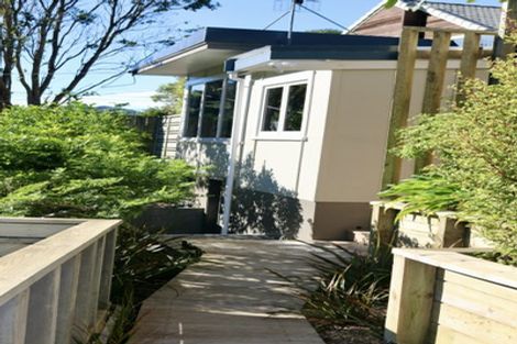 Photo of property in 46 Curtis Street, Northland, Wellington, 6012