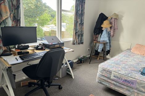 Photo of property in 336 Karori Road, Karori, Wellington, 6012