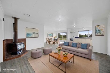 Photo of property in 124 Kahouri Road, Midhirst, Stratford, 4394