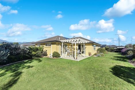 Photo of property in 14 Ernest Place, Brightwater, 7022