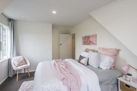 Photo of property in 51 Renown Road, Raumati South, Paraparaumu, 5032