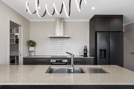 Photo of property in 6 Stingray Drive, Omokoroa, 3114