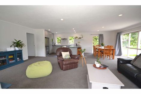 Photo of property in 15 Hoults Way, Kerikeri, 0230