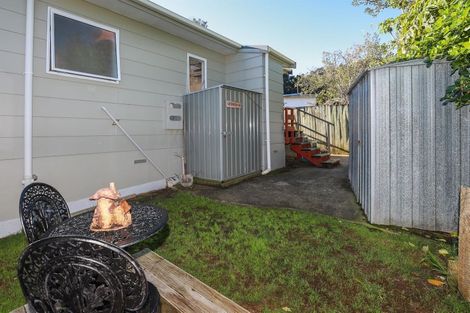 Photo of property in 106 Coromandel Street, Thames, 3500