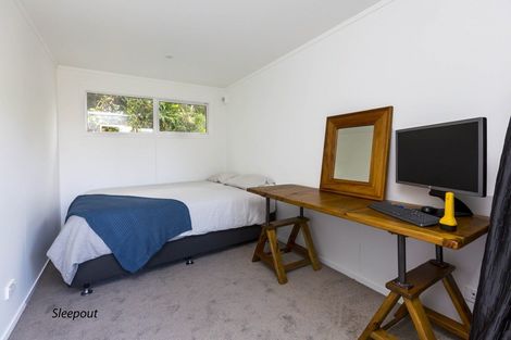 Photo of property in 54 Chatsworth Road, Silverstream, Upper Hutt, 5019