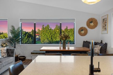 Photo of property in 16 Mearns Way, Ohauiti, Tauranga, 3112