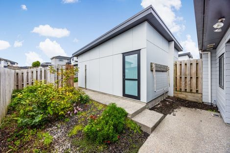 Photo of property in 7 Kapuarangi Lane, Papakura, 2110