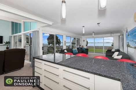 Photo of property in 10 Waikaraka Beach Road, Tamaterau, Whangarei, 0174