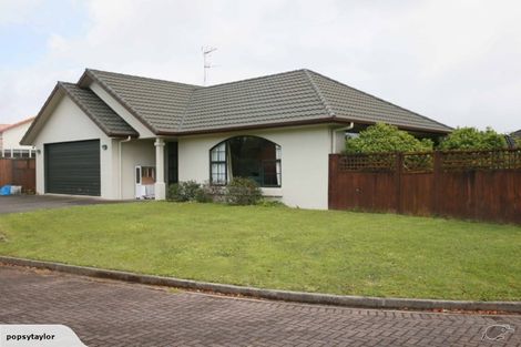 Photo of property in 32 Fendalton Drive, Rototuna, Hamilton, 3210