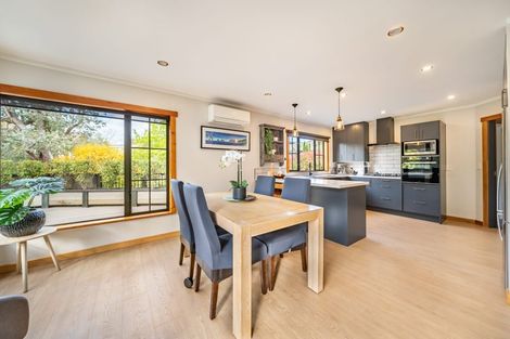 Photo of property in 45b Dowling Grove, Silverstream, Upper Hutt, 5019