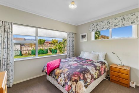 Photo of property in 12 Glen Street, Levin, 5510