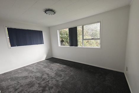 Photo of property in 10 Longreach Drive, Sunnyvale, Auckland, 0612