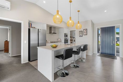 Photo of property in 34 Awatira Drive, Papamoa Beach, Papamoa, 3118