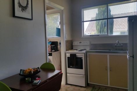 Photo of property in 2/4 Lomax Place, Islington, Christchurch, 8042