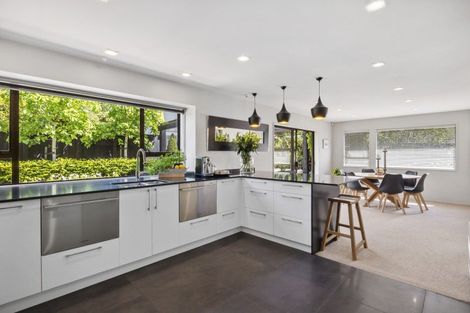 Photo of property in 25 Granville Terrace, Belleknowes, Dunedin, 9011