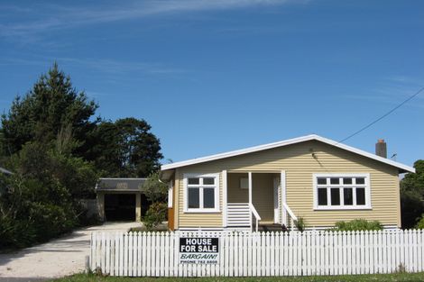 Photo of property in 13 Tasman Street, Carters Beach, Westport, 7825