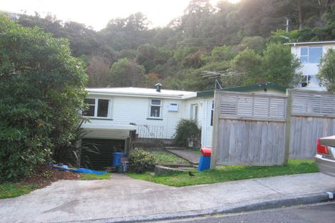 Photo of property in 23 Woodvale Grove, Fairfield, Lower Hutt, 5011