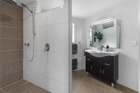 Photo of property in 31 Highbury Crescent, Highbury, Wellington, 6012